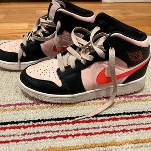 Nike Air Jordans Girls Size  4